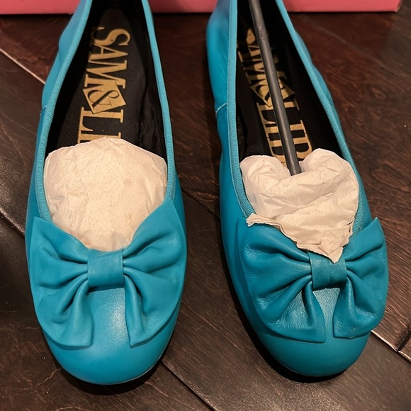 Sam & Libby Vintage teal leather ballet shoes NIB - Picture 2 of 6